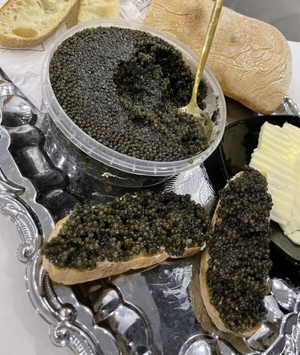 Champagne + Caviar low carb